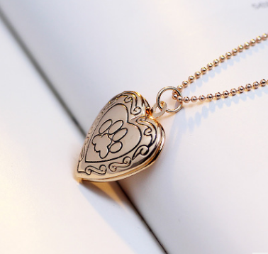 Dog Paw Print Pendant